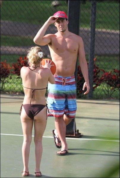 Hayden Panettiere - In a Bikini Playing Basketball In Hawaii